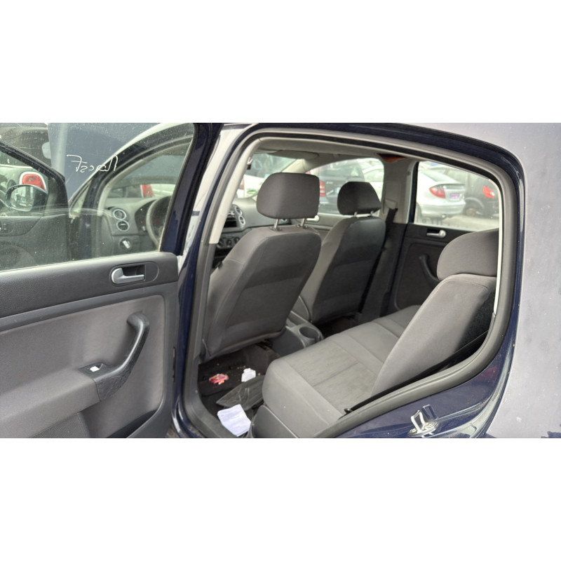 Pare choc arriere VOLKSWAGEN GOLF PLUS Photo n°17