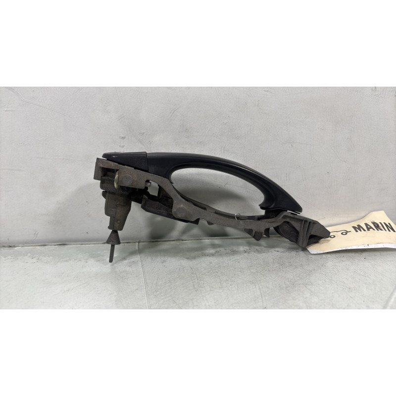 Poignee porte avant gauche VOLKSWAGEN GOLF PLUS Photo n°4