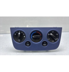 Commande chauffage FORD FIESTA 5 Photo n°1