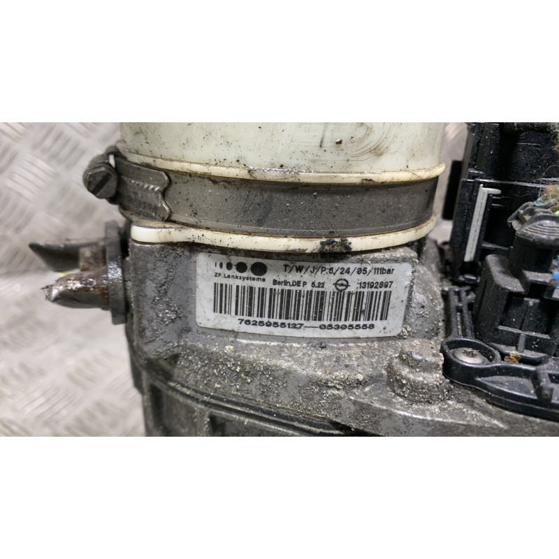 Pompe de direction OPEL ASTRA H Photo n°2
