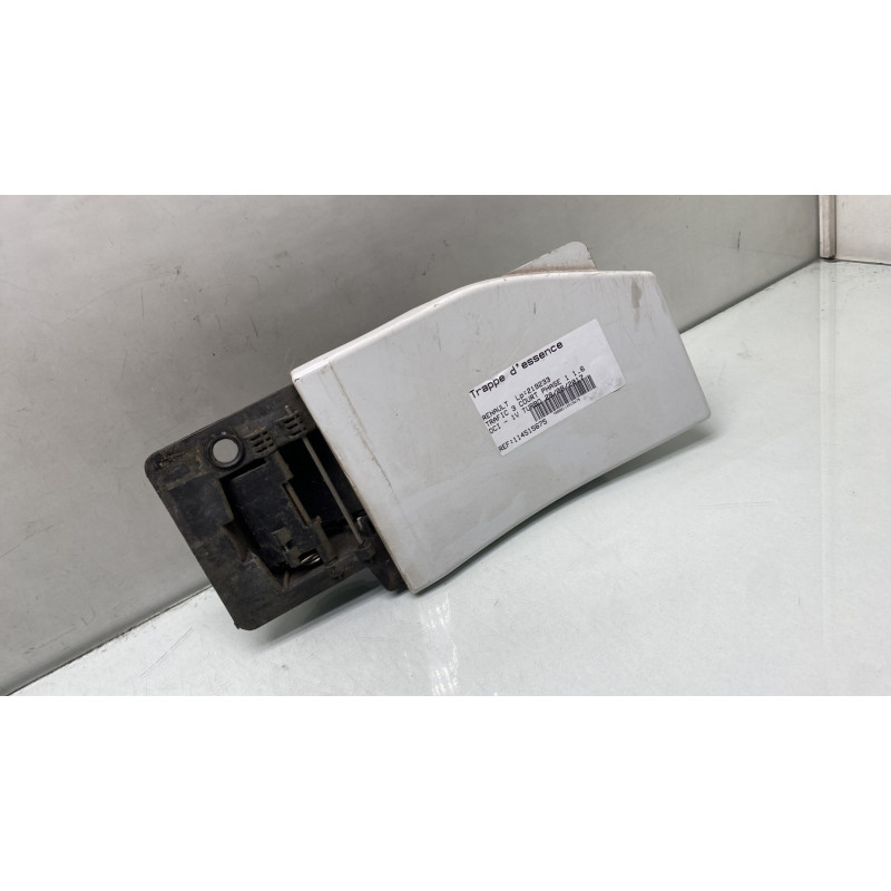 Trappe d'essence RENAULT TRAFIC 3 COURT Photo n°1