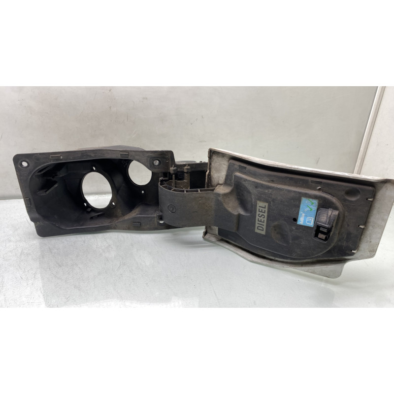 Trappe d'essence RENAULT TRAFIC 3 COURT Photo n°3