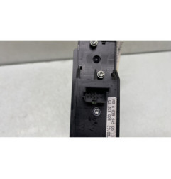 Interrupteur de leve vitre avant droit MERCEDES VITO 639