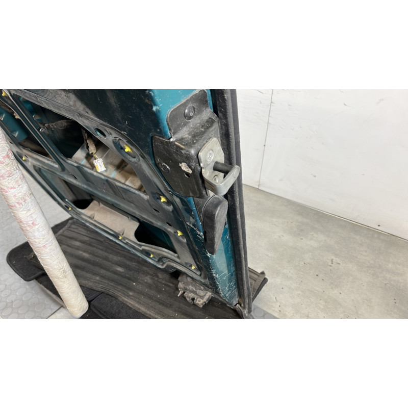 Porte de coffre droit RENAULT TRAFIC 2 Photo n°6