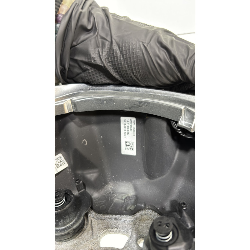 Volant VOLKSWAGEN TOURAN 3 Photo n°5