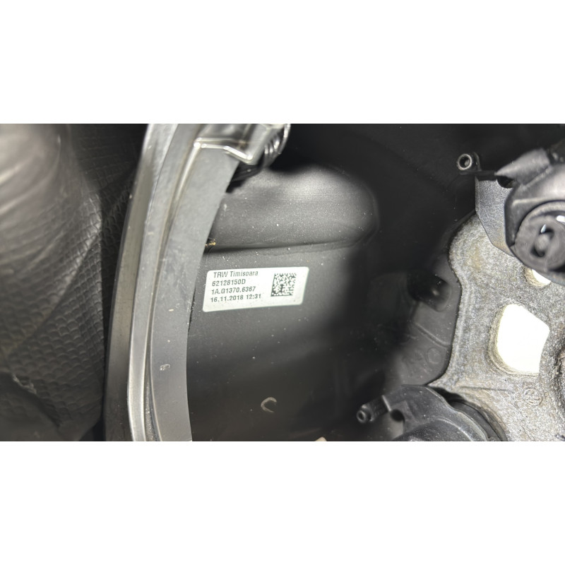 Volant VOLKSWAGEN TOURAN 3 Photo n°6