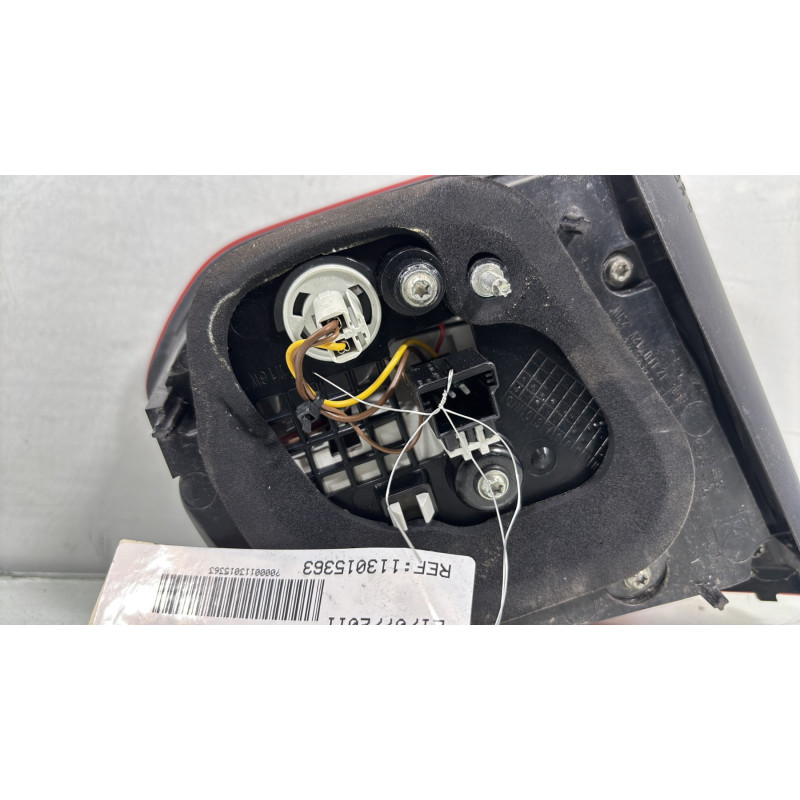 Feu arriere secondaire droit (feux) VOLKSWAGEN GOLF 6 Photo n°4