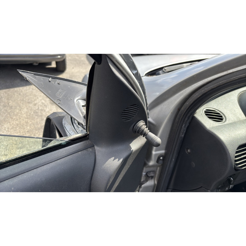 Bras essuie glace arriere OPEL CORSA C Photo n°15