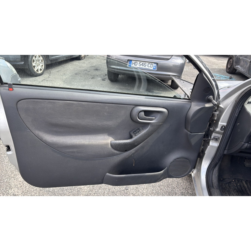 Poignee porte avant gauche OPEL CORSA C Photo n°12