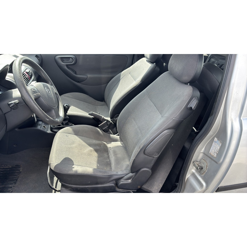 Poignee porte avant gauche OPEL CORSA C Photo n°15