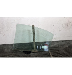 Vitre arriere droit PEUGEOT 607