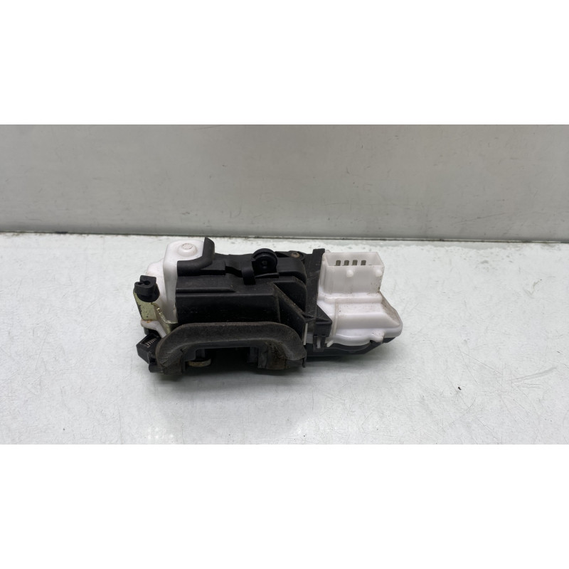 Serrure avant droit PEUGEOT 607 Photo n°4