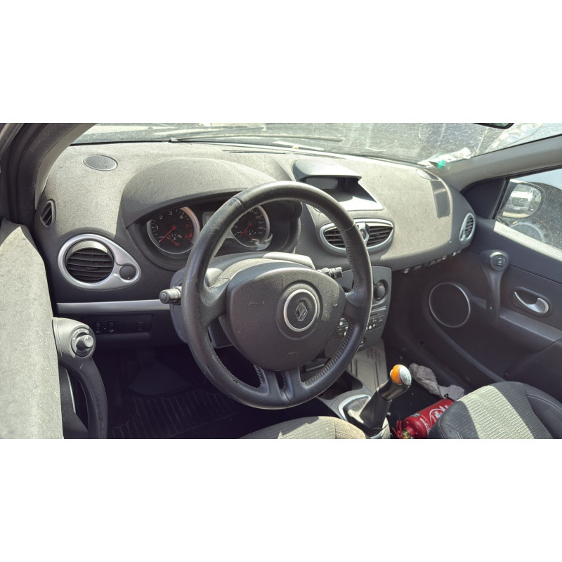 Porte arriere gauche RENAULT CLIO 3 Photo n°19