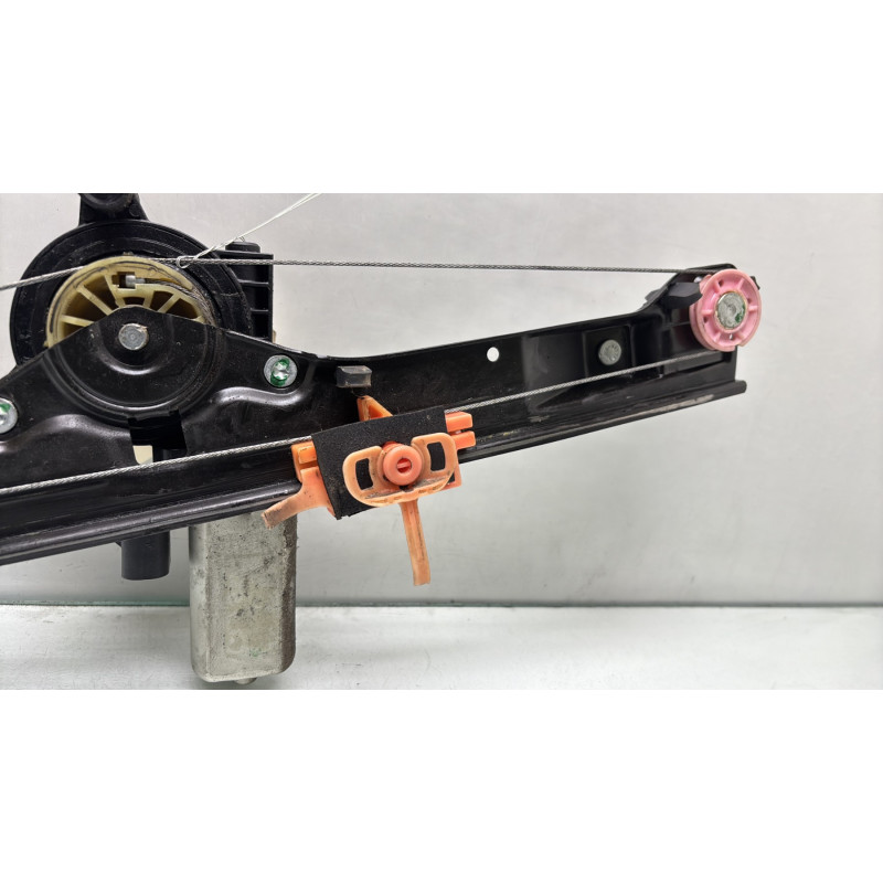 Leve vitre electrique avant droit FIAT GRANDE PUNTO Photo n°2