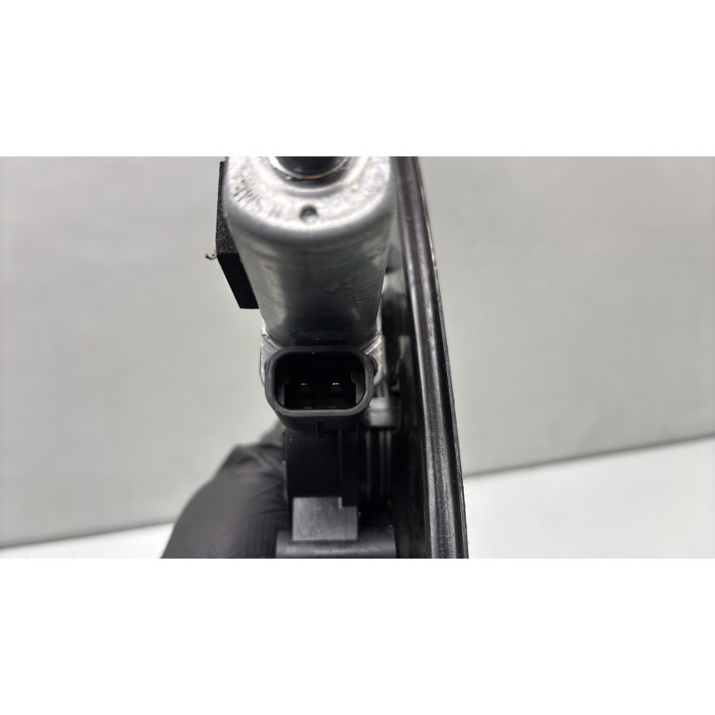 Leve vitre electrique avant gauche FIAT GRANDE PUNTO Photo n°6