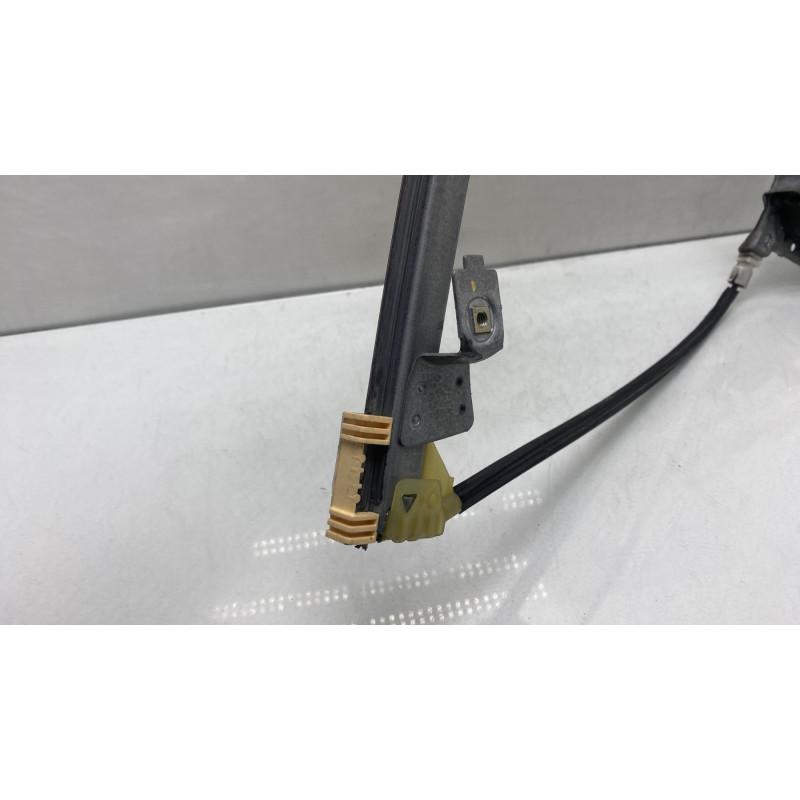 Leve vitre electrique avant droit RENAULT SCENIC 1 Photo n°4