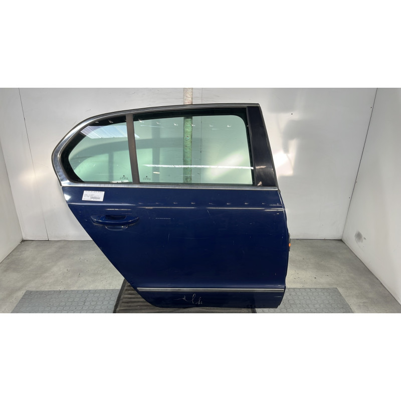 Porte arriere droit SKODA SUPERB 2 Photo n°1