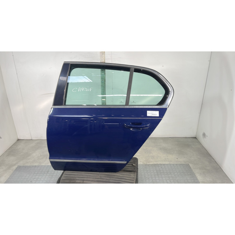 Porte arriere gauche SKODA SUPERB 2 Photo n°1
