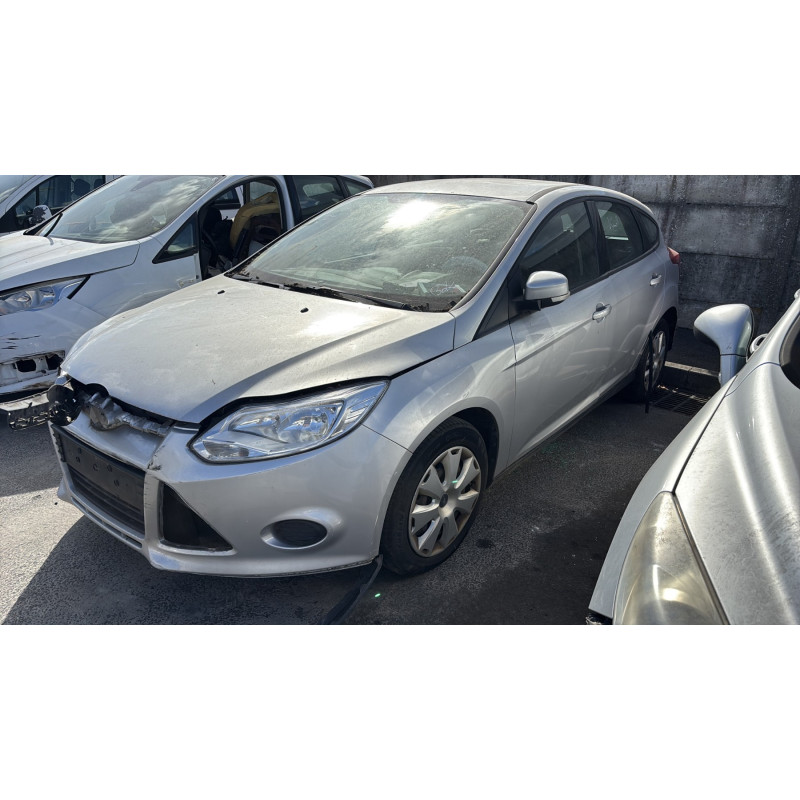 Malle/Hayon arriere FORD FOCUS 3 Photo n°12