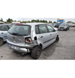 Attache ceinture avant droit VOLKSWAGEN POLO 4