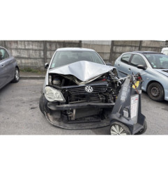 Attache ceinture avant droit VOLKSWAGEN POLO 4