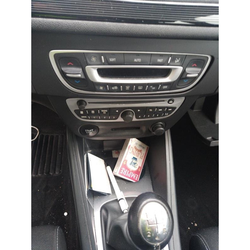 Boitier USM  RENAULT MEGANE 3 Photo n°16