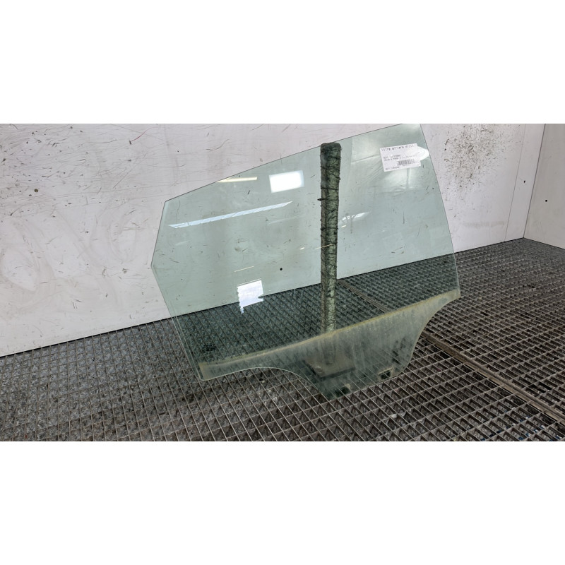 Vitre arriere droit SEAT IBIZA 4 Photo n°2