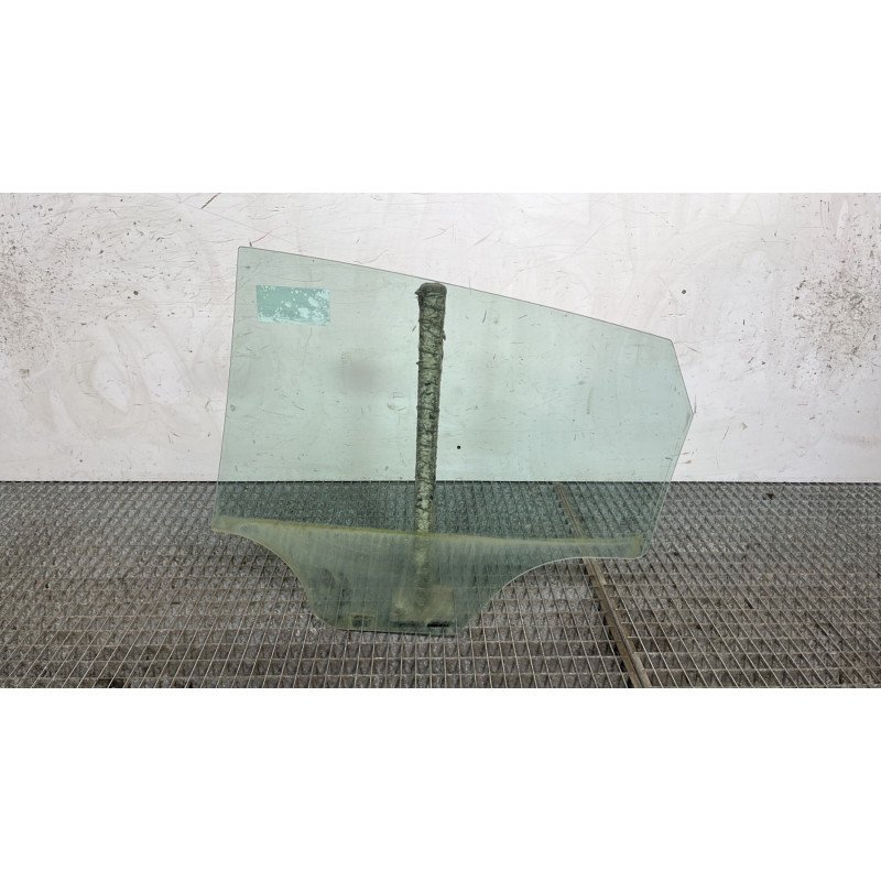 Vitre arriere droit SEAT IBIZA 4 Photo n°4