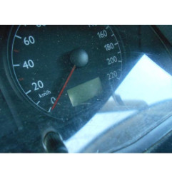 Etrier avant gauche (freinage) VOLKSWAGEN POLO 4