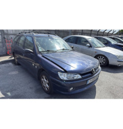 Vitre avant gauche PEUGEOT 306