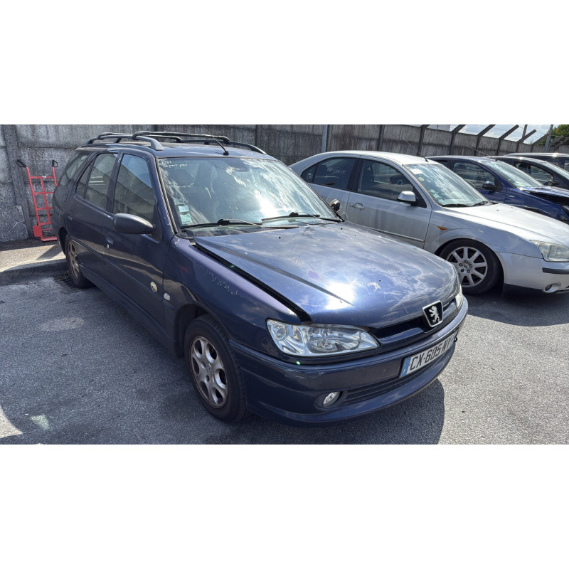 Vitre avant gauche PEUGEOT 306 Photo n°12