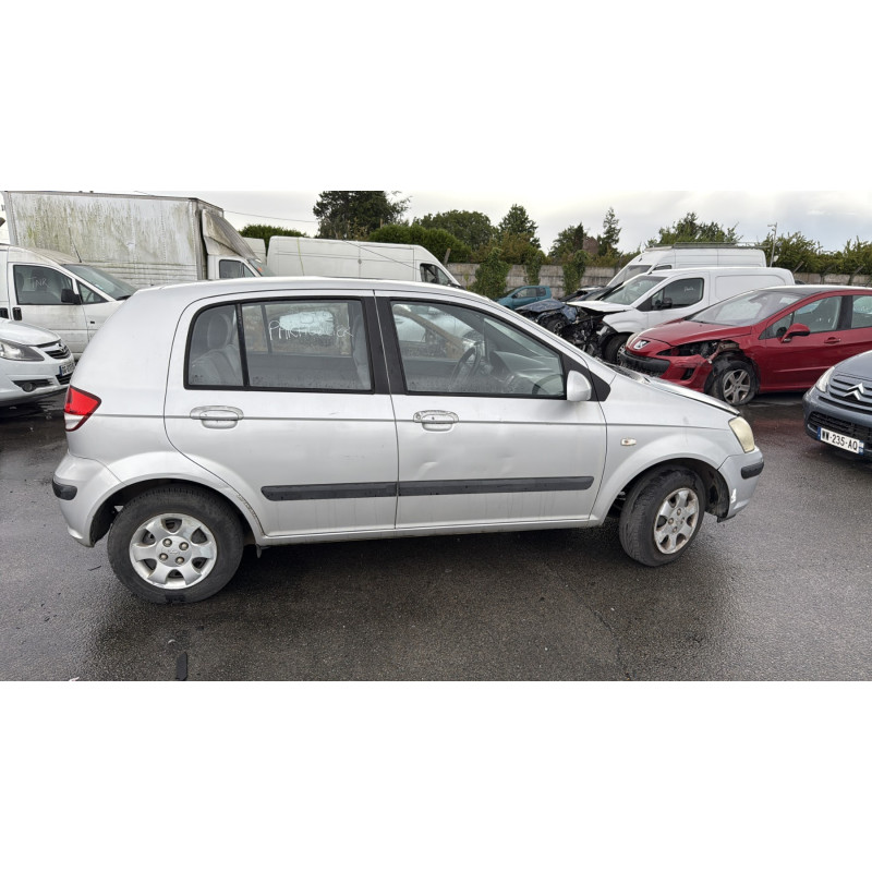 Vitre avant gauche HYUNDAI GETZ Photo n°11