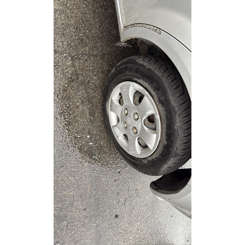 Vitre avant gauche HYUNDAI GETZ Photo n°15