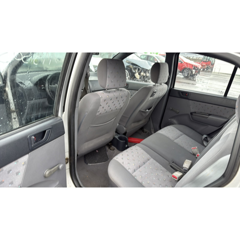 Vitre avant gauche HYUNDAI GETZ Photo n°17