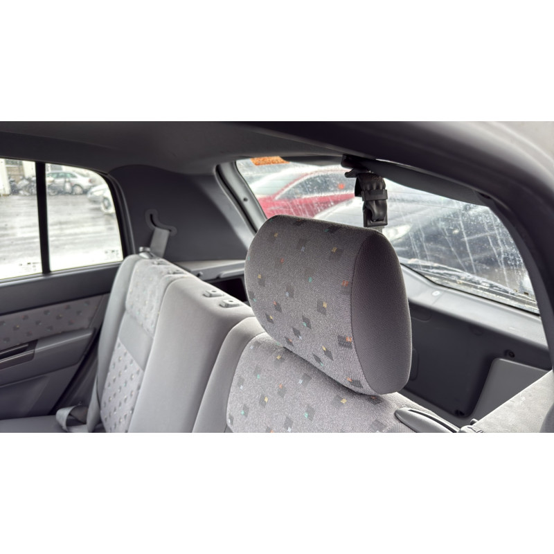 Vitre avant gauche HYUNDAI GETZ Photo n°18