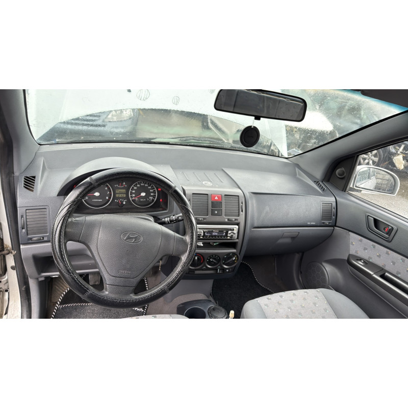 Vitre avant gauche HYUNDAI GETZ Photo n°19
