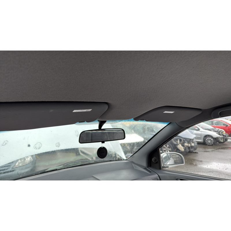 Vitre avant gauche HYUNDAI GETZ Photo n°20