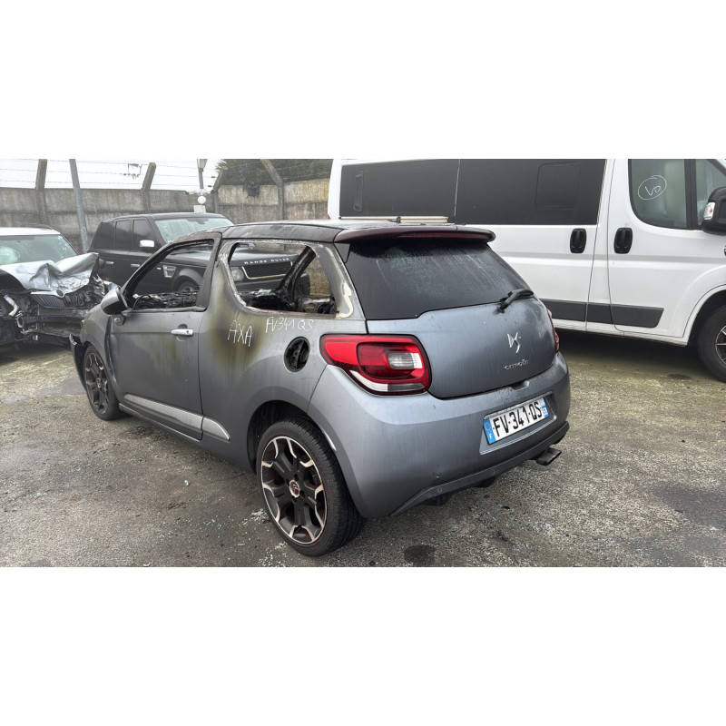 Feu arriere principal gauche (feux) CITROEN DS3 Photo n°8