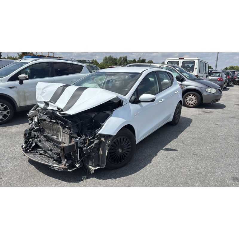 Feu arriere secondaire droit (feux) KIA CEE-D 2 Photo n°5