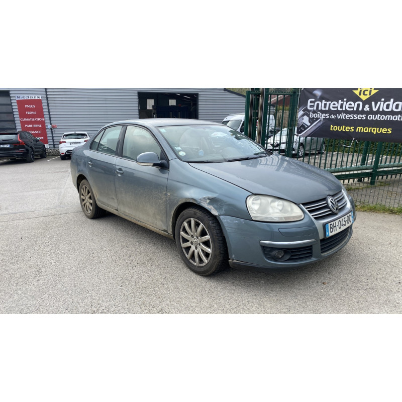 Feu arriere secondaire gauche (feux) VOLKSWAGEN JETTA 3 Photo n°5