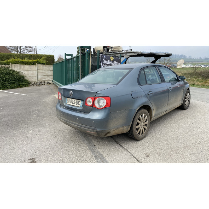 Feu arriere secondaire gauche (feux) VOLKSWAGEN JETTA 3 Photo n°6
