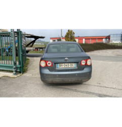 Feu arriere secondaire gauche (feux) VOLKSWAGEN JETTA 3