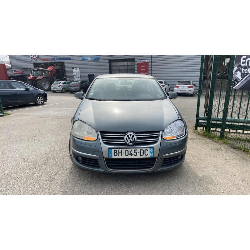 Feu arriere secondaire gauche (feux) VOLKSWAGEN JETTA 3 Photo n°9