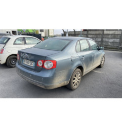 Feu arriere secondaire gauche (feux) VOLKSWAGEN JETTA 3