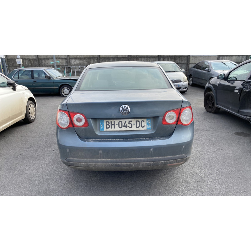 Feu arriere secondaire gauche (feux) VOLKSWAGEN JETTA 3 Photo n°19