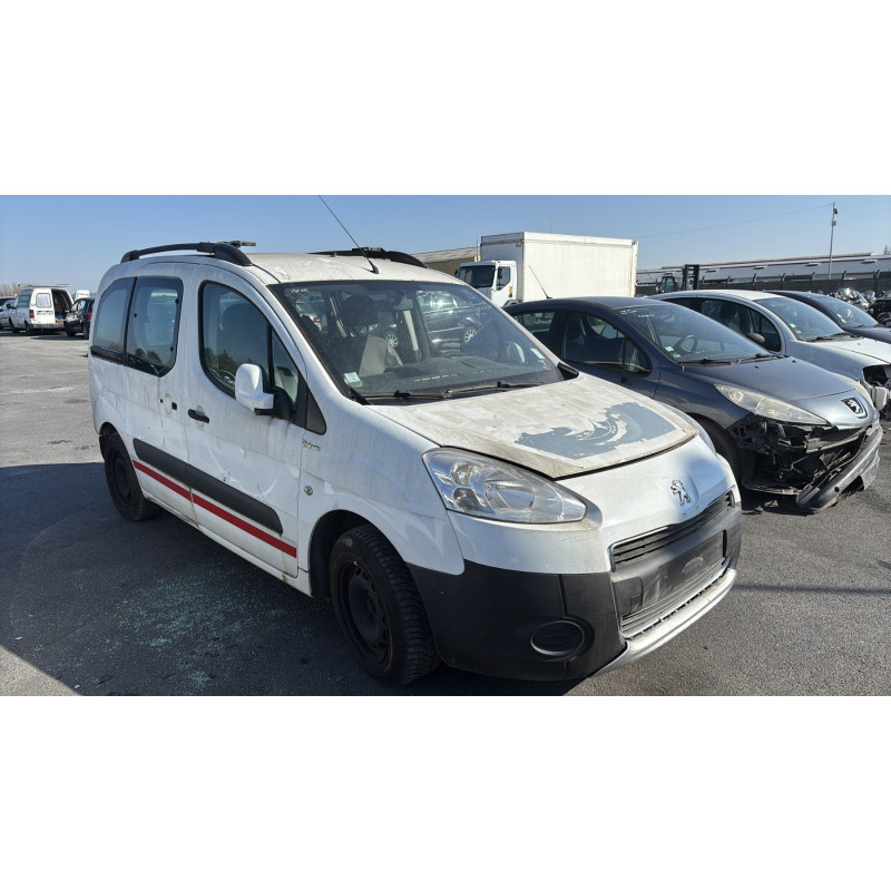 Face avant PEUGEOT PARTNER 2 Photo n°6