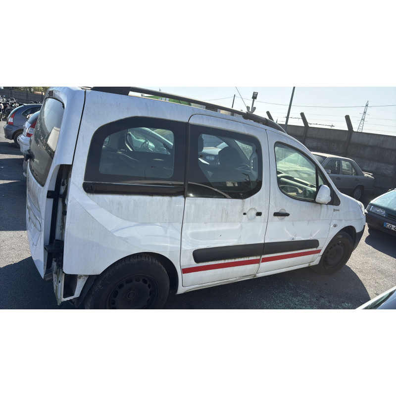 Face avant PEUGEOT PARTNER 2 Photo n°11