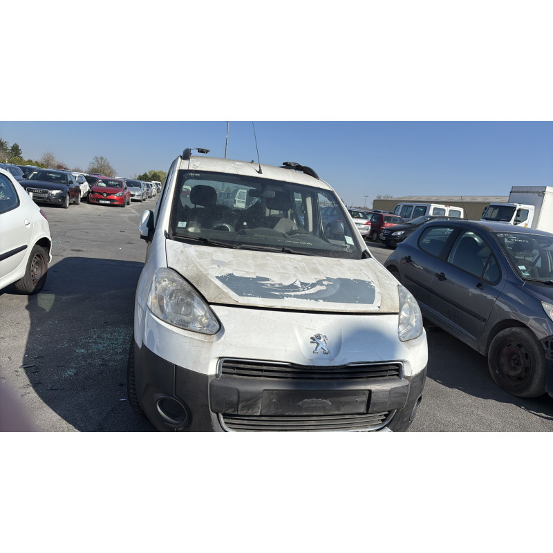 Face avant PEUGEOT PARTNER 2 Photo n°12