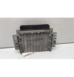 Calculateur moteur RENAULT CLIO 2