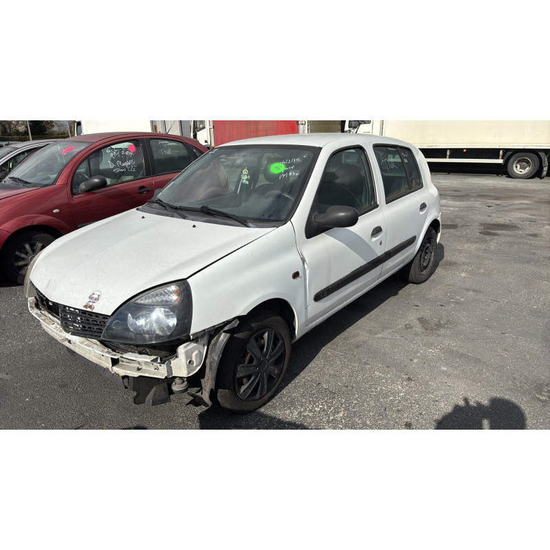 Vitre avant gauche RENAULT CLIO 2 Photo n°5